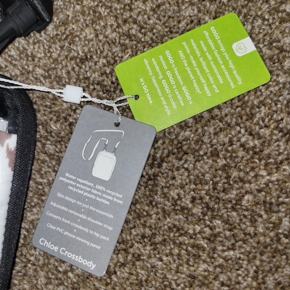Universal Black Smartphone Pouch